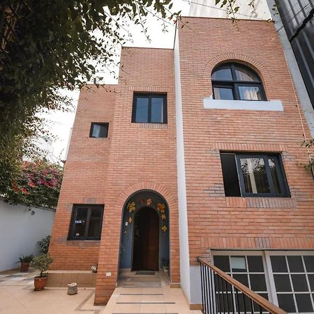 Хостел Qx Miraflores Лима Экстерьер фото