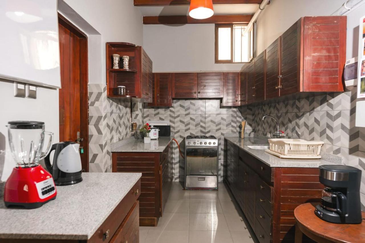Хостел Qx Miraflores Лима Экстерьер фото